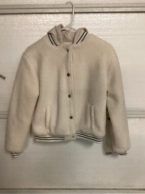 Girls extra large winter coat with hood